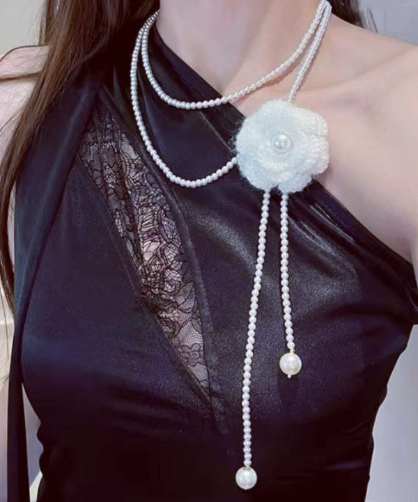 Classy White Alloy Floral Pearl Sweater Lariat Necklace Online Hot Sale