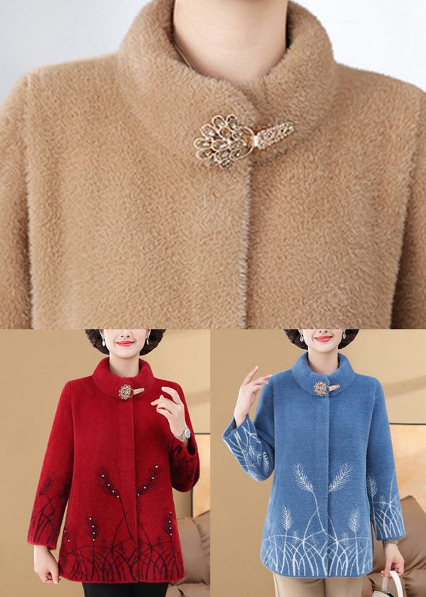 Elegant Camel Nail Bead Mink Velvet Coat Spring For Sale - Image 5